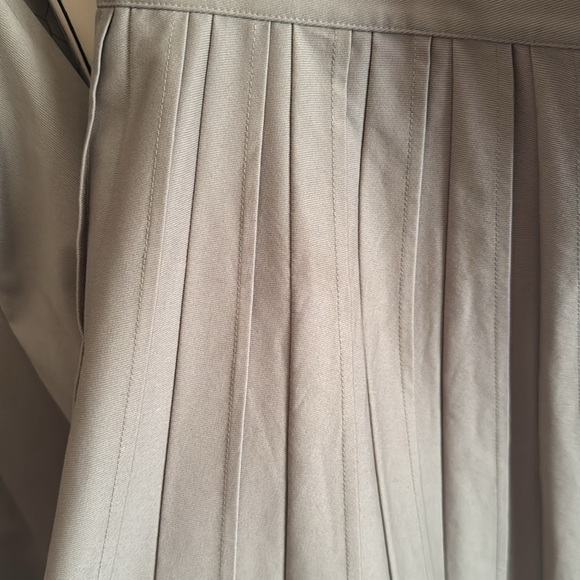 Tibi Oliver cotton pintuck skirt in moon grey, size 10, NWT $175 - Picture 7 of 9